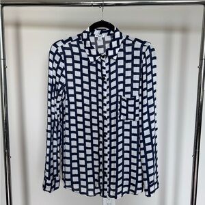 Splendid Blue and White Casual Button Down Shirt